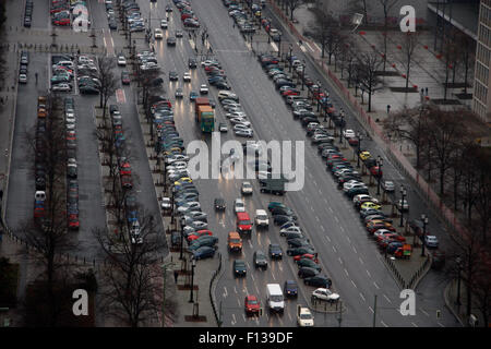 Berliner Skyline: Strasse des 17. Juni, Berlin Charlottenburg. Foto Stock