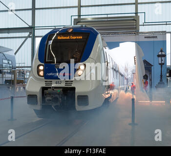 Hennigsdorf, Germania, Bombardier Transportation, tre parti di vagone ferroviario elettrico il talento di tipo 2 Foto Stock