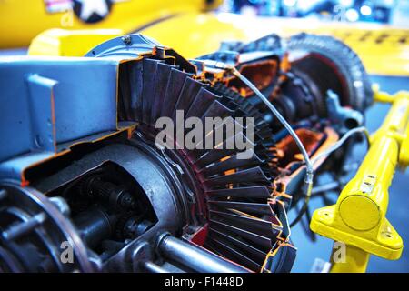 Turbina a getto il profilo del motore. Aviazione Militare tecnologie. Foto Stock