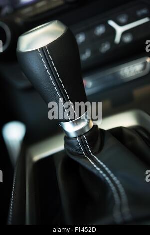 Auto moderna Trasmissione Automatica Stick Closeup. Foto Stock