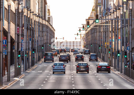 Vista della Rue de la Roi Street nella città di Bruxelles. Agosto 21, 2015 a Bruxelles, in Belgio Foto Stock