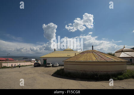 Gandantegchinlen stile tibetano monastero Buddista in Mongolia Mongolia. Foto Stock