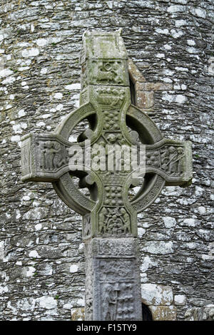 Close-up di Muiredach alta della Croce, Monasterboice, nella contea di Louth (nord di Drogheda) Repubblica di Irlanda Foto Stock