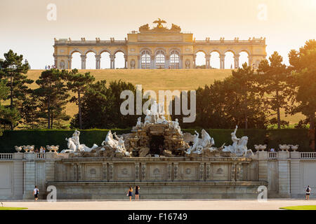 Gloriette Vienna nel Palazzo di Schonbrunn Foto Stock