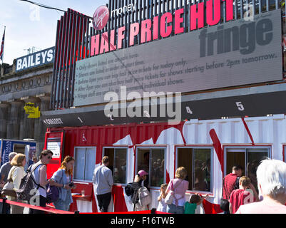 Dh Edinburgh Fringe Festival Fringe Festival Edinburgh Fringe Festival ticket booth metà prezzo hut box office di Scozia Foto Stock