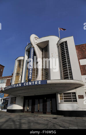 Centro zoroastriana, Rayners Lane, Harrow, Middlesex, England, Regno Unito Foto Stock