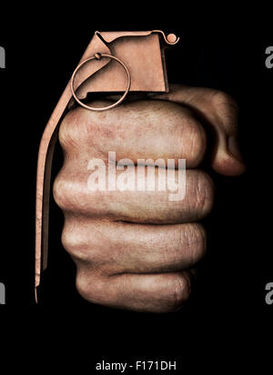 Atti violenti / pugno in Hand Grenade concept Foto Stock