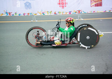 8 agosto 2015: A2015 Panam Giochi, ciclo di corsa su strada, Ivonne Reyes Gomez (MEX) compete in H4-W ciclo di corsa su strada, Ontario Place Foto Stock