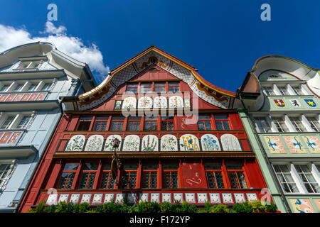 Famose case tipiche in Appenzell village dal giorno beautoful, Svizzera Foto Stock