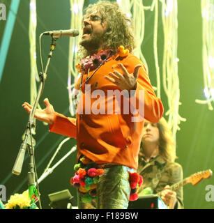 Portsmouth, Regno Unito. Il 29 agosto 2015. Vittorioso Festival - Sabato. Wayne Coyne dei Flaming Lips headline agire sullo stadio comune alle due giornate di Southsea @uknip/Alamy Live News Foto Stock