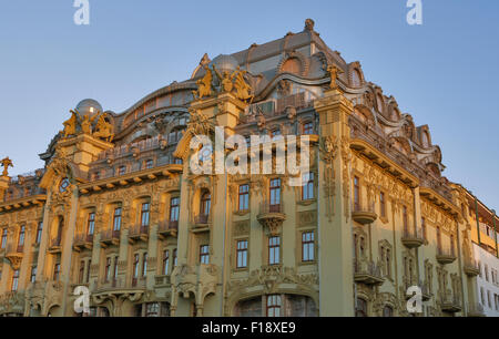 Grande Mosca hotel occupa un edificio al tramonto a Odessa, Ucraina Foto Stock