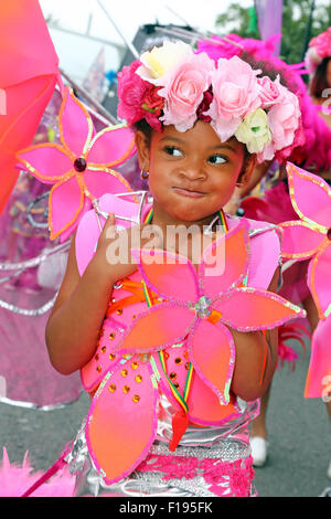 Londra, Regno Unito. 30th agosto 2015. I partecipanti al Carnevale di Notting Hill Children's Day 2015, Londra Credit: Paul Brown/Alamy Live News Foto Stock