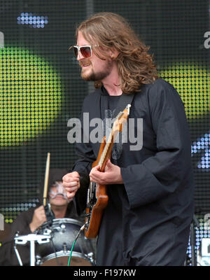 Portsmouth, Regno Unito. Domenica 30 agosto 2015. Vittorioso Festival - Domenica Dave McCabe eseguendo sulla fase comune a Southsea comune. Credito: UKNIP / Alamy Live News Foto Stock