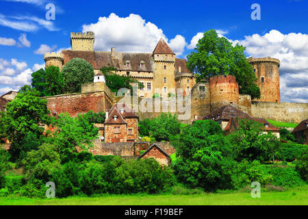Impressionante castello medievale Castelnau in Francia (Prudhomat, lotto department) ,in Francia. Foto Stock