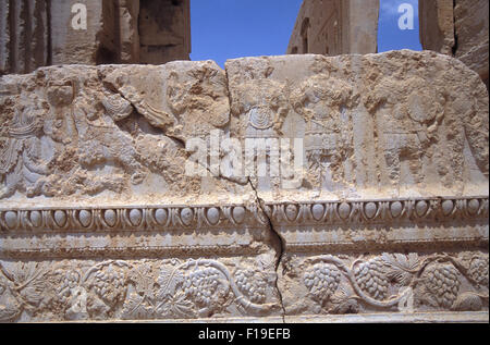 Scultura in rilievo raffigurante i gods di guerra del Palmyrene dal Tempio di Bel, già distrutto da ISIL 2015 agosto, Tempio di Baal, rovina situata a Palmyra, Foto Stock