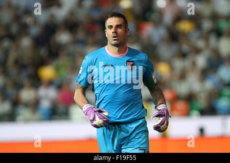 Udine, Italia. 30 Ago, 2015. durante il campionato italiano di una partita di calcio tra Udinese Calcio v Palermo il 30 agosto, 2015 in Friuli Stadium di Udine, Italia. Credito: Andrea Spinelli/Alamy Live News Foto Stock