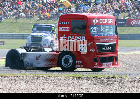 La maggior parte, Repubblica Ceca. 28 Agosto, 2015. Il FIA European Truck Racing Championship. Carrello ceca Prix. 3° raceAntonio ALBACETE (ESP), l'uomo, Cepsa Truck Team, © Azione Sport Plus/Alamy Live News Foto Stock