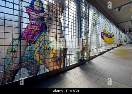 Illustrazione di Robert Wilson a Stillwell Avenue stazione della metropolitana di Coney Island Brooklyn, New York Foto Stock