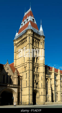 La Manchester University Tower, Manchester Museum, Oxford Road, Manchester, Inghilterra, Regno Unito Foto Stock