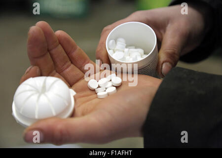 Schünow, Germania, pillole omeopatici su un lato Foto Stock