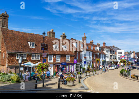 La High Street in battaglia, il sito della battaglia di Hastings, East Sussex England, Regno Unito Foto Stock