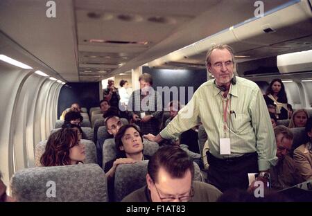 Agosto 31, 2015 - Wes Craven, il prolifico scrittore-regista noto per il suo orrore film come "Nightmare on Elm Street' e 'Scream, ' è morto. Egli è stato 76. Nella foto: il 30 agosto 2005 - Cillian Murphy RACHEL MCADAMS E DIRETTORE WES CRAVEN sul set di "occhio rosso." (credito Immagine: © Globo foto/ZUMApress.com) Foto Stock