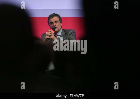 Sao Paulo, Brasile. 31 Agosto, 2015. Il Brasile è il Ministro della giustizia, Jose Eduardo Cardoso, offre un discorso durante un seminario del Forum economico, chiamato 'Preparazione per pianificare 2016 e superare le crisi', in Sao Paulo, Brasile, il 31 agosto, 2015. © Rahel Patrasso/Xinhua/Alamy Live News Foto Stock