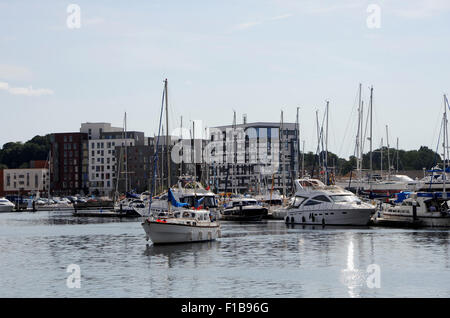 Ipswich Suffolk REGNO UNITO - barche yacht ormeggiati nel Marina Foto Stock