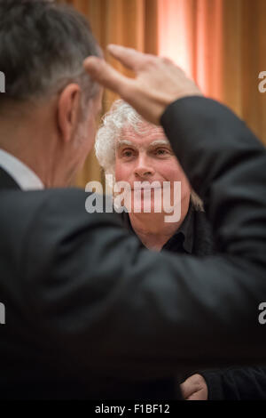 Berlino, Germania, Sir Simon Rattle, direttore principale della Filarmonica di Berlino Foto Stock