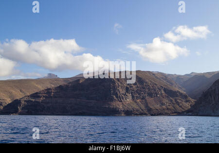 La Gomera, isole Canarie, ripide scogliere lungo la costa ovest Foto Stock