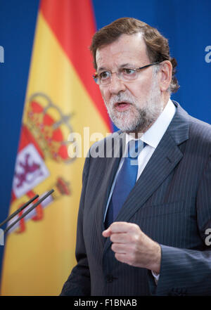 Berlino, Germania. 1 Sep, 2015. Il Primo Ministro spagnolo Mariano Rajoy parla nel corso di una conferenza stampa tenutasi a Berlino, Germania, 1 settembre 2015. Credito: dpa picture alliance/Alamy Live News Foto Stock