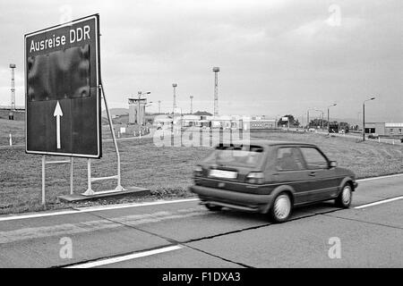 Ultimo turno della RDT le truppe di frontiera, al confine tedesco-tedesco, qui il valico di frontiera Wartha-Herleshausen, autostrada A4 Foto Stock