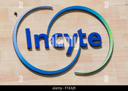 Un logo segno al di fuori della sede della Incyte Corporation in Wilmington, Delaware il 29 agosto 2015. Foto Stock