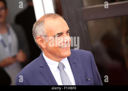 Venezia, Italia. Il 2 settembre, 2015. Venezia Festival Internazionale del Film Direttore Alberto Barbera pone a un photocall per la 'Venezia 72 la Giuria' durante la 72th Venezia annuale Festival Internazionale del Cinema di Venezia, Italia, 02 settembre 2015 Credit: Andrea Spinelli/Alamy Live News Foto Stock