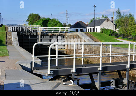 Neptune's Staircase comprendente otto serrature su Caledonian Canal a Banavie, vicino a Fort William, Highlands, Scotland, Regno Unito Foto Stock