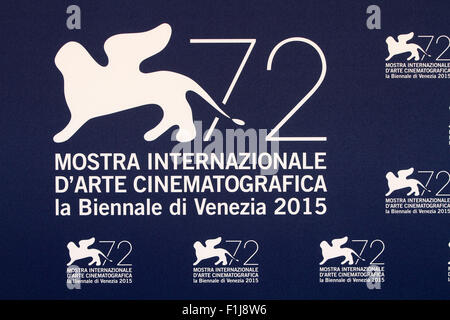 Venezia, Italia. Il 2 settembre, 2015. Il logo del 72th annuale di Venice International Film Festival il 2 settembre,2015 a Venezia Credit: Andrea Spinelli/Alamy Live News Foto Stock