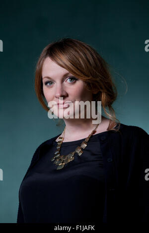 Kirsten Innes, Scottish autore e giornalista, all'Edinburgh International Book Festival 2015. Edimburgo, Scozia. 15 Agosto 2015 Foto Stock