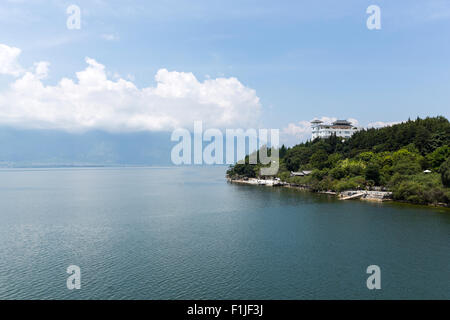 Lago Erhai vista in Dali, nella provincia dello Yunnan in Cina Foto Stock