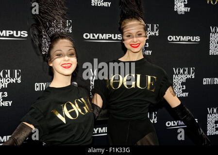 Sydney, Australia. Il 3 settembre, 2015. Ballerina sul tappeto rosso per la Vogue Fashion's Night Out. Credito: MediaServicesAP/Alamy Live News Foto Stock