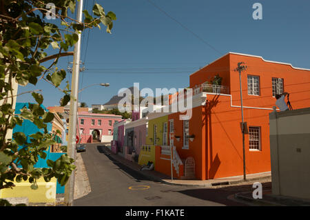 Bo Kaap Cafe, (e colorate case Malay) Cape Town, Western Cape, Sud Africa Foto Stock