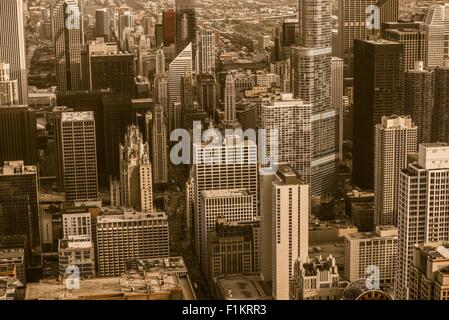 Vintage Chicago. Downtown Chicago nel Vintage seppia color grading. Antenna centro città vista. Foto Stock