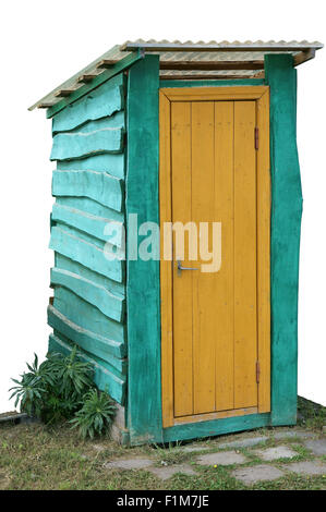 Blu rurale in legno fatti a mano wc foresta con una porta di colore giallo. Oggetto isolato per HalloweenSingular plurale di Halloween Halloween Foto Stock