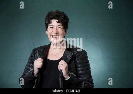 Joanne Michele Sylvie Harris, MBE, l autore inglese, il più noto per il suo premiato romanzo, Chocolat, all'Edinburgh International Book Festival 2015. Edimburgo, Scozia. Il 16 agosto 2015 Foto Stock