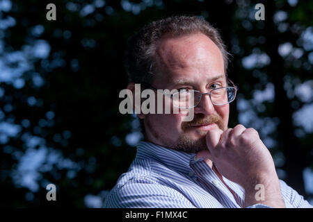 Stuart MacBride, la criminalità scozzese scrittore, all'Edinburgh International Book Festival 2015. Edimburgo, Scozia. Foto Stock