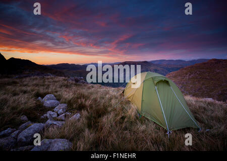 Harter cadde crags vista attraverso il Scafells, Lake District inglese Foto Stock