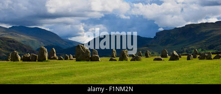Castlerigg Stone Circle, vicino a Threlkeld e Keswick nel distretto del lago, Cumbria, Inghilterra Foto Stock