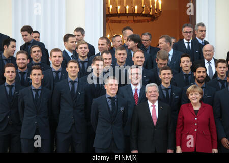 Impressionen - Empfang der deutschen Nationalmannschaft beim Bundespraesidenten, Schloss Bellevue, 10. Novembre 2014, Berlin-Mit Foto Stock
