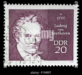 Timbro stampato nella RDT mostra Ludwig van Beethoven, compositore, circa 1970 Foto Stock