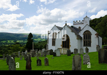 Imbiancato quattrocentesca Chiesa di Tutti i Santi, Selworthy, Exmoor, Somerset REGNO UNITO Foto Stock