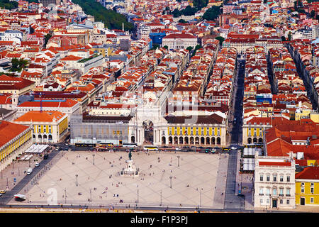 Il Portogallo, Lisbona, Praca do Comercio, o Piazza del commercio. È anche noto come Terreiro do Paco, o Piazza del Palazzo dopo la Royal Foto Stock